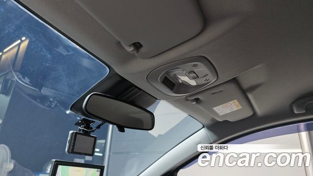 2022 ChevroletGMDaewoo Spark Premier, photograph 8