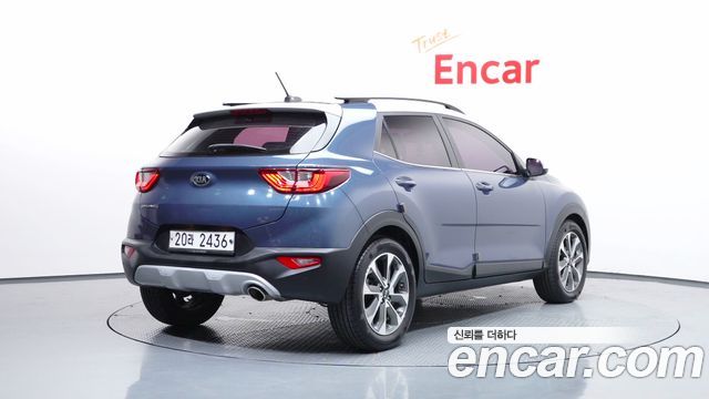 Kia Stonic Diesel 1.6 — photo 1 of 30