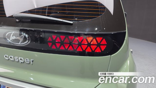 Hyundai Casper Smart — photo 1 of 32