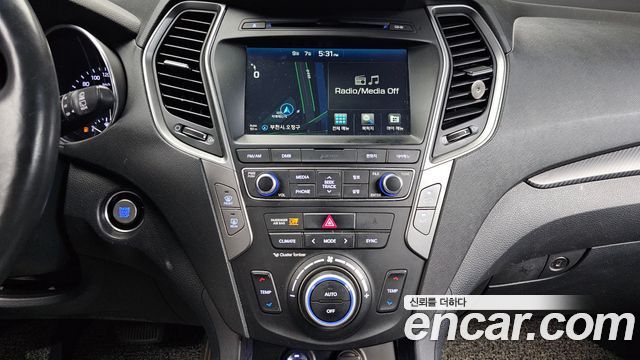 Hyundai Santafe Diesel 2.0 2WD — photo 1 of 20