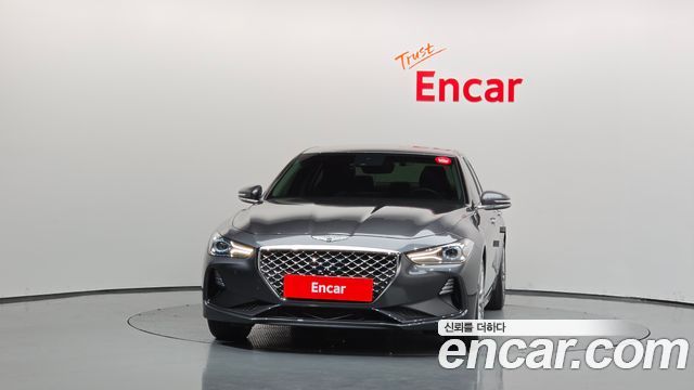 Genesis G70 2.0T — photo 1 of 31