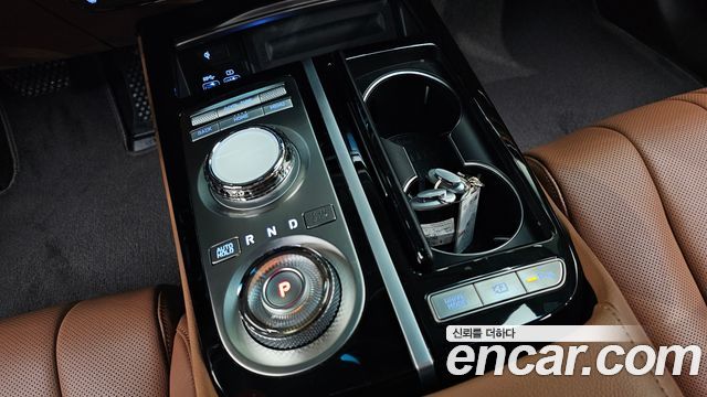 Genesis G80 Gasoline 2.5 Turbo AWD — photo 1 of 37