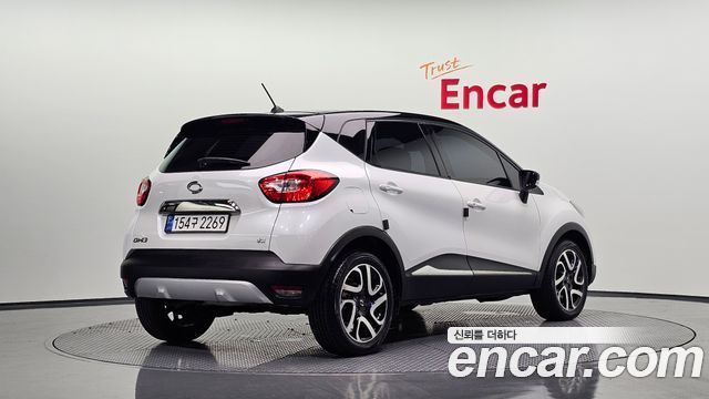 2016 Renault-KoreaSamsung QM3 RE Signature, photograph 7