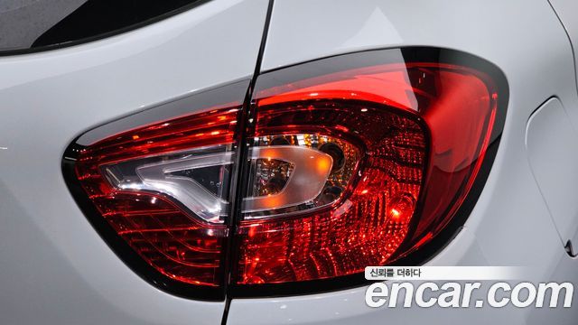 2016 Renault-KoreaSamsung QM3 RE Signature, photograph 10