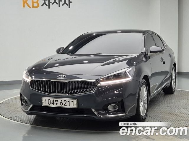 Kia K7 3.0 LPI Luxury (Rental Car) — photo 1 of 18