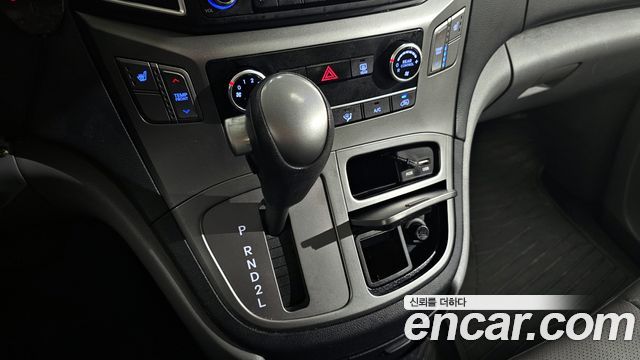Hyundai Starex School Bus LPi — photo 1 of 20