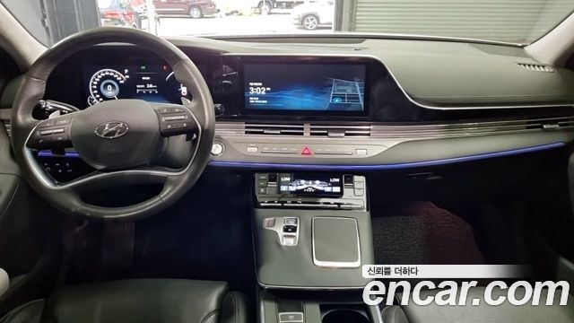 Hyundai Grandeur 2.5 — photo 1 of 20