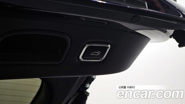 2017 Kia Stinger 3.3 Turbo AWD, photograph 2