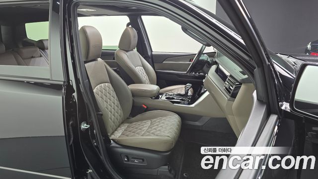 Kia Mohave Diesel 3.0 4WD 5-Seater — photo 1 of 20