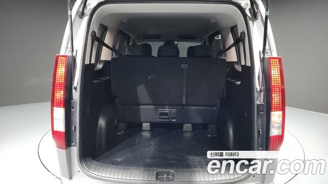 2021 Hyundai Staria Tourer 9-Seater, photograph 8