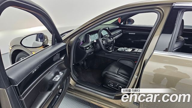 Genesis G90 Gasoline 3.5 Turbo 2WD — photo 1 of 20