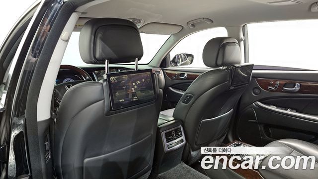 2014 Hyundai Equus VS380, photograph 12