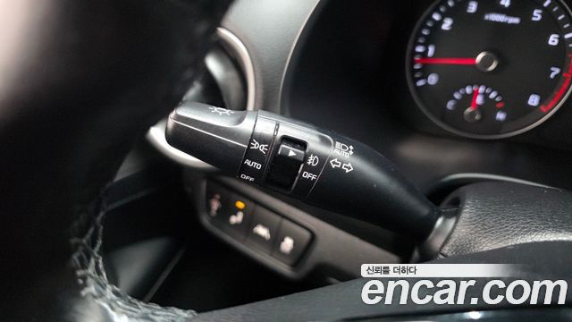 Kia K3 Prestige — photo 1 of 20