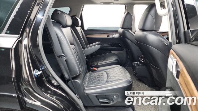 Kia Mohave Diesel 3.0 4WD 6-Seater — photo 1 of 20