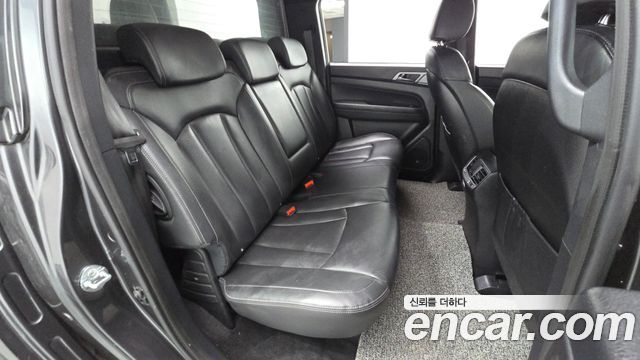 KG_Mobility_Ssangyong Rexton Diesel 2.2 4WD — photo 1 of 20