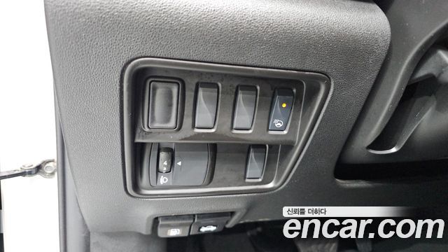 Renault-KoreaSamsung QM6 2.0 GDe LE Signature 2WD — photo 1 of 20