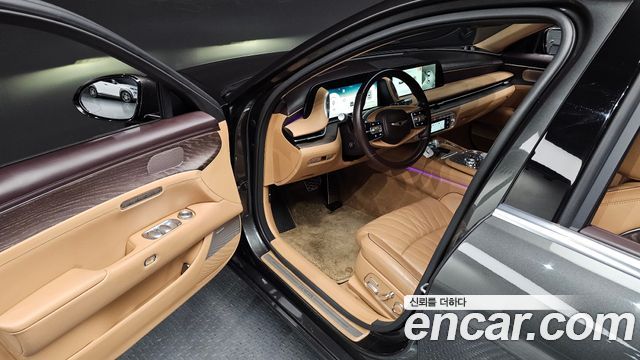 Genesis G90 Gasoline 3.5 Turbo AWD — photo 1 of 20