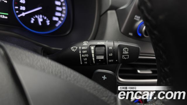 Hyundai Kona Diesel 1.6 2WD — photo 1 of 20