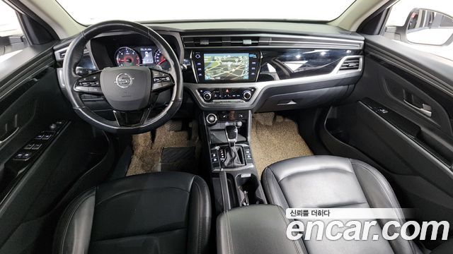 KG_Mobility_Ssangyong KORANDO Diesel 1.6 2WD C5 — photo 1 of 20