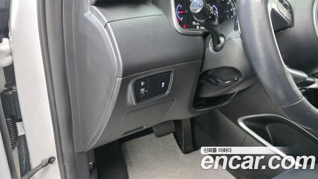 Hyundai Tucson Diesel 2.0 2WD — photo 1 of 20