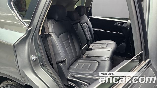 KG_Mobility_Ssangyong Rexton Diesel 2.2 4WD — photo 1 of 30