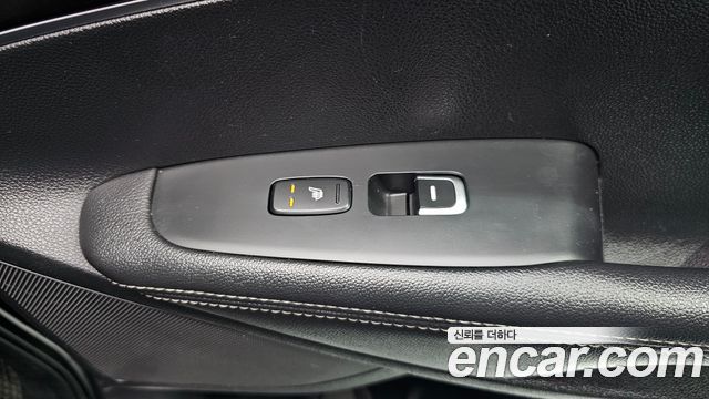 Kia Sorento Diesel 2.0 2WD — photo 1 of 27