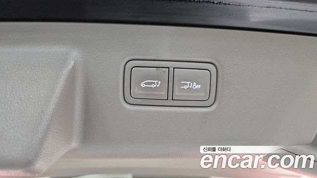 2022 Hyundai Staria 4WD Lounge 7-Seater, photograph 10