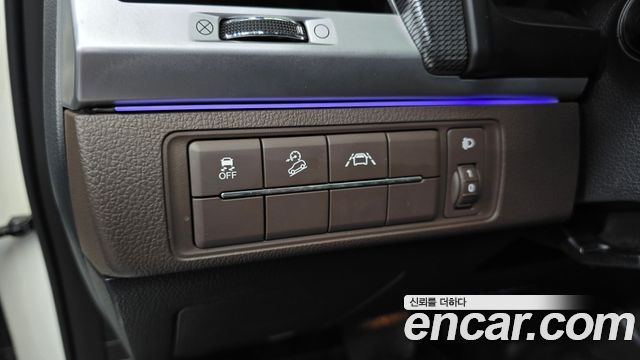 KG_Mobility_Ssangyong Rexton Diesel 2.2 4WD — photo 1 of 35