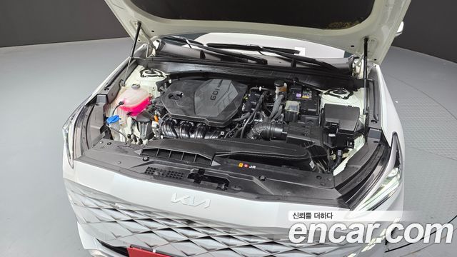 Kia K8 2.5 Gasoline 2WD — photo 1 of 32