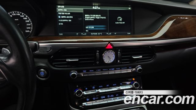 Genesis EQ900 3.3 T-GDI AWD — photo 1 of 20