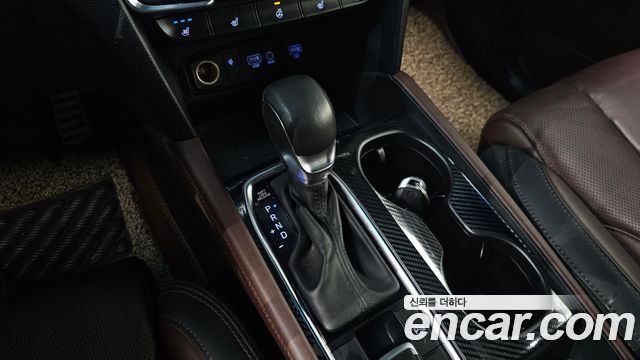 Hyundai Santafe Diesel 2.0 2WD — photo 1 of 32