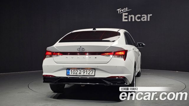 2022 Hyundai AVANTE 1.6, photograph 3