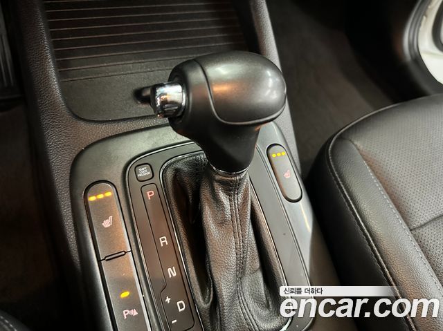 Kia K3 Trendy — photo 1 of 20