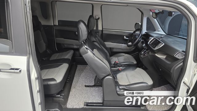 Kia RAY Prestige — photo 1 of 30