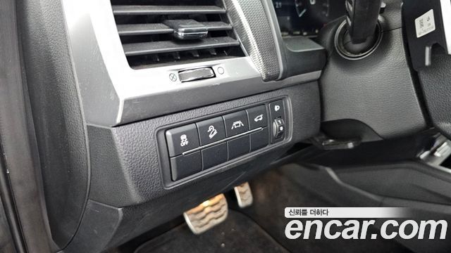 KG_Mobility_Ssangyong Rexton Diesel 2.2 4WD — photo 1 of 31