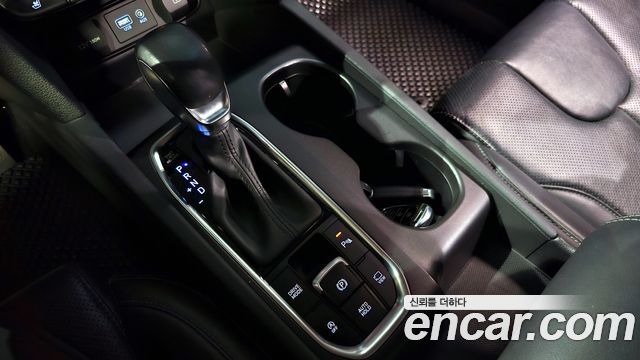 2018 Hyundai Santafe Diesel 2.0 2WD, photograph 9