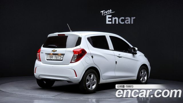 2019 ChevroletGMDaewoo Spark LT, photograph 3