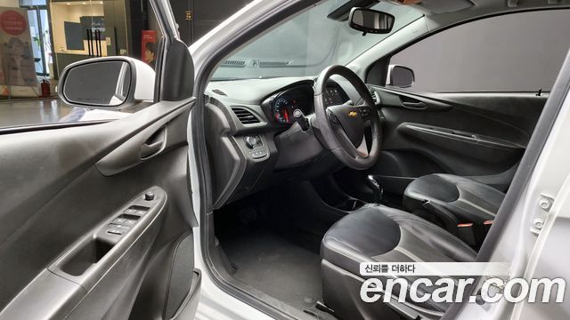 2019 ChevroletGMDaewoo Spark LT, photograph 1