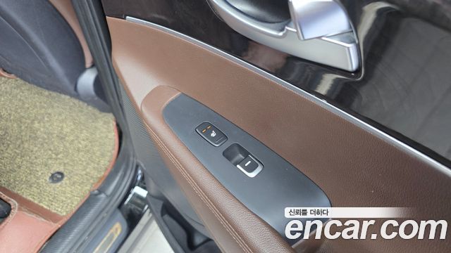 Kia Sorento Diesel 2.2 4WD — photo 1 of 31