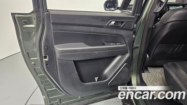 KG_Mobility_Ssangyong Rexton Diesel 2.2 4WD — photo 1 of 31