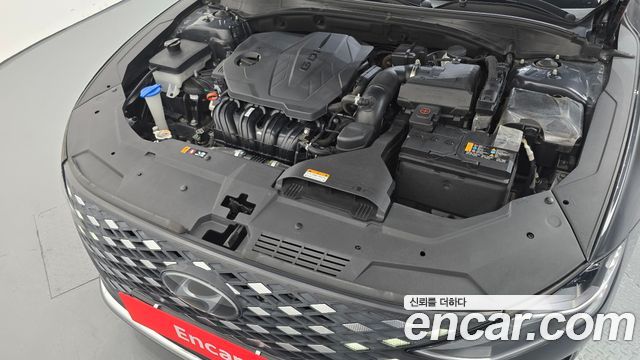 Hyundai Grandeur 2.5 — photo 1 of 20