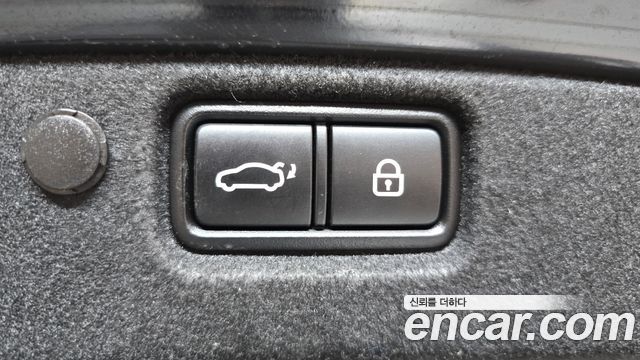 Kia K7 2.5 GDI X Edition — photo 1 of 37