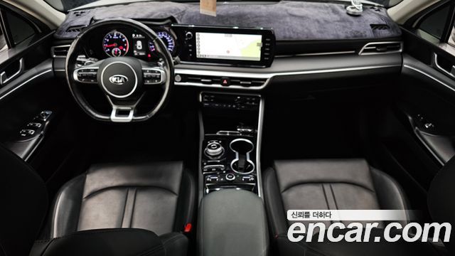Kia K5 1.6 Turbo — photo 1 of 32
