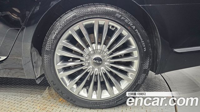 Kia K9 3.8 GDI AWD — photo 1 of 31