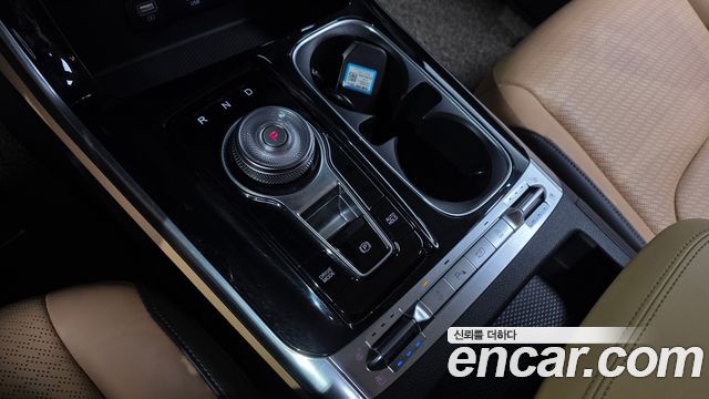 2021 Kia Canival Diesel 7-Seater Signature, photograph 2