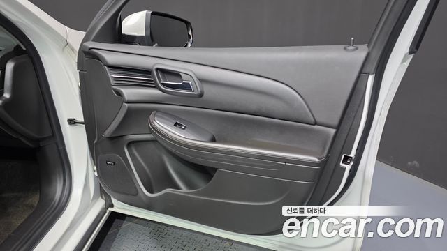 ChevroletGMDaewoo Malibu 2.0 Diesel LT Premium Pack — photo 1 of 33
