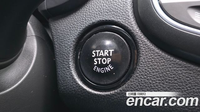 Renault-KoreaSamsung SM6 2.0 GDe SE — photo 1 of 20
