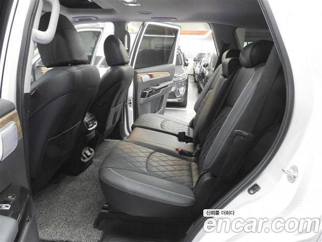 Kia Mohave Diesel 3.0 4WD 7-Seater — photo 1 of 20