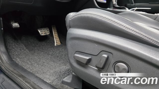 Kia Sportage Diesel 2.0 2WD — photo 1 of 31
