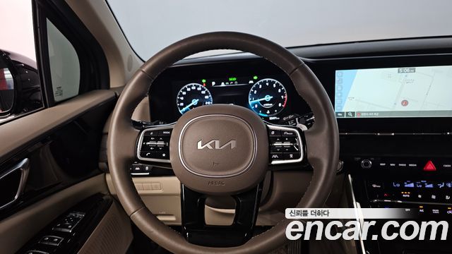 Kia Canival Gasoline 4-Seater Hi-Limousine (Special) — photo 1 of 30